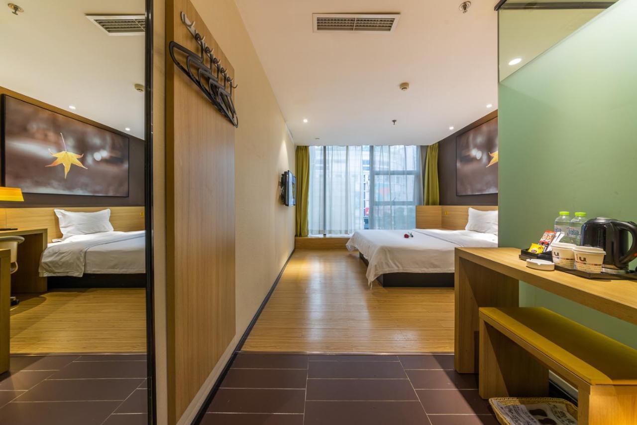 Iu Hotel Chongqing Jiefangbei 외부 사진
